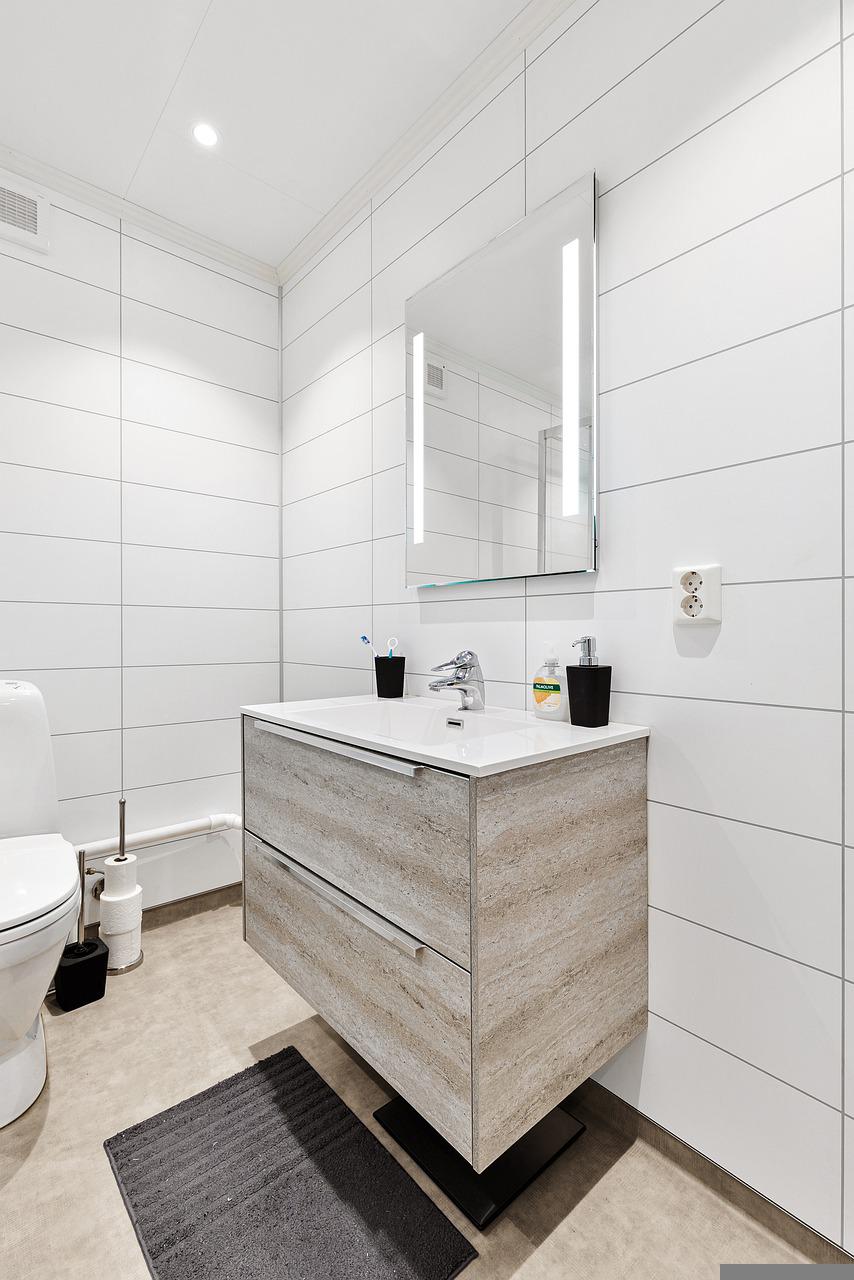 Bathroom remodeling in Glendale AZ